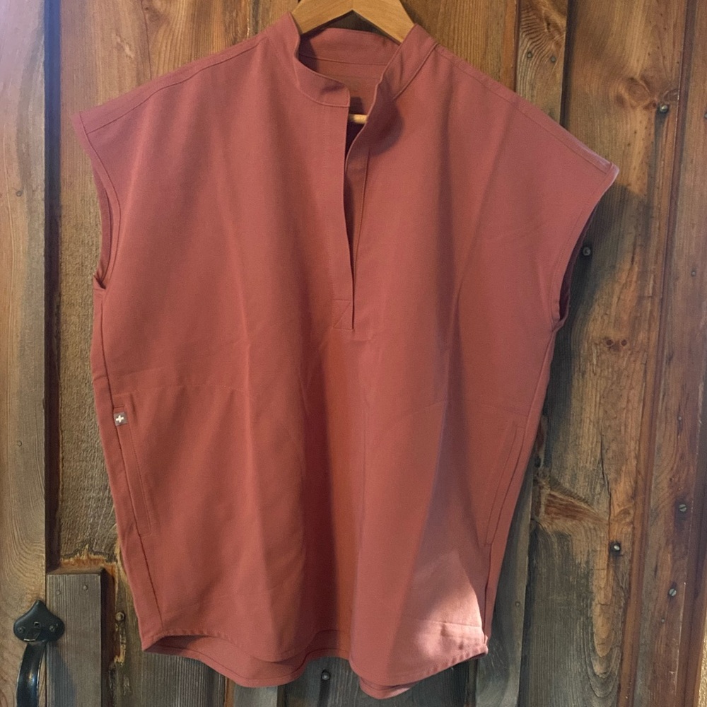 FIGS Rafaela Oversized Scrub Top- Mauve